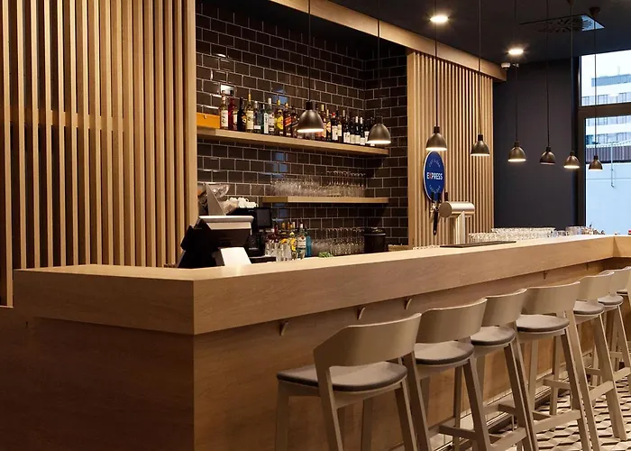 酒店 Express - Airport