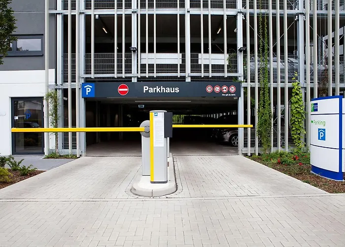 酒店 Express - Airport 3*