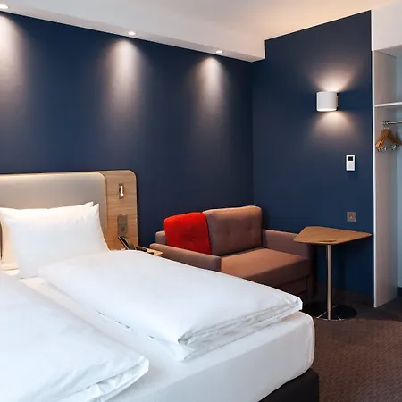 Express - Airport Hotel