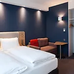 Express - Airport Hotel