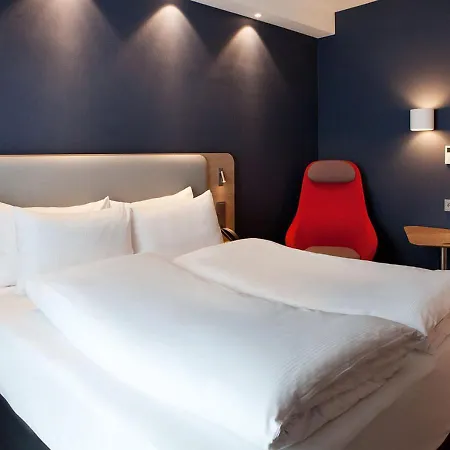 Express - Airport فندق