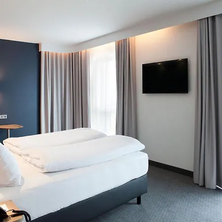 Hotel Express - Airport