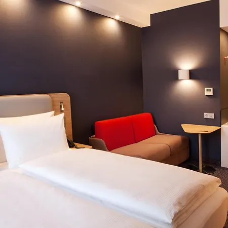 Express - Airport Hotel