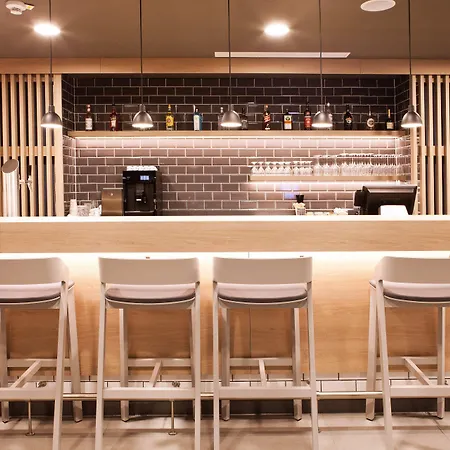 Express - Airport Hotel