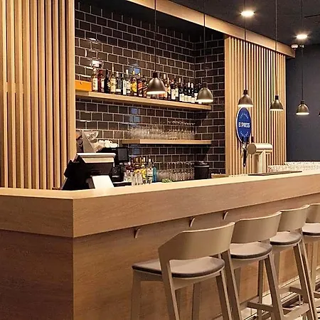 Express - Airport Hotel 3*