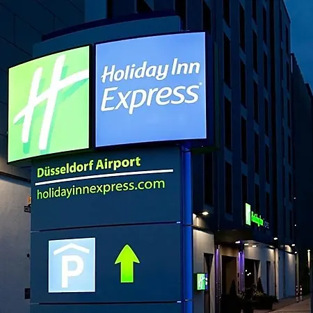 Hotel Express - Airport 3*