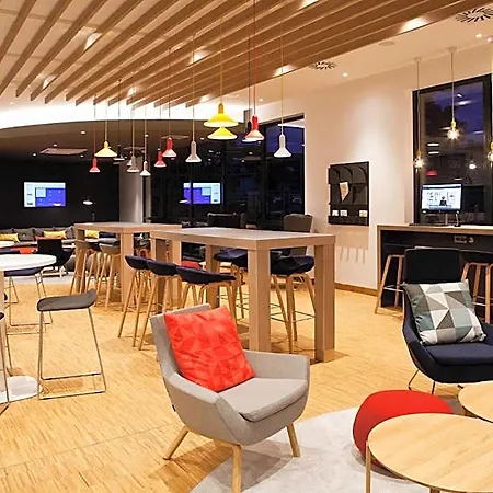 Hotel Express - Airport