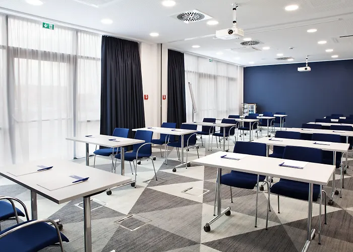 Hotell Express - Airport 3*