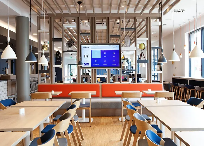 Express - Airport 3*