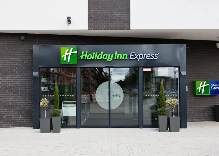 Express - Airport 3*